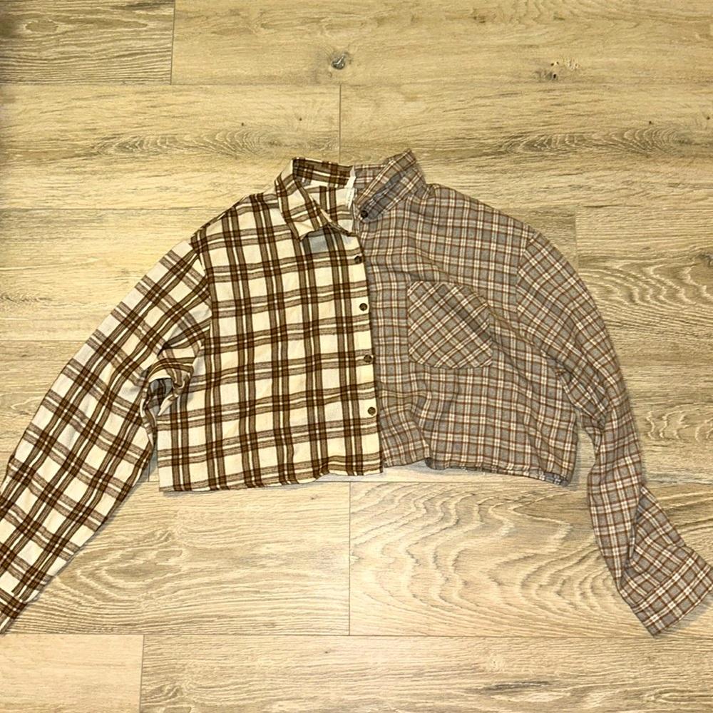 Live 4 Truth Crop Shirt